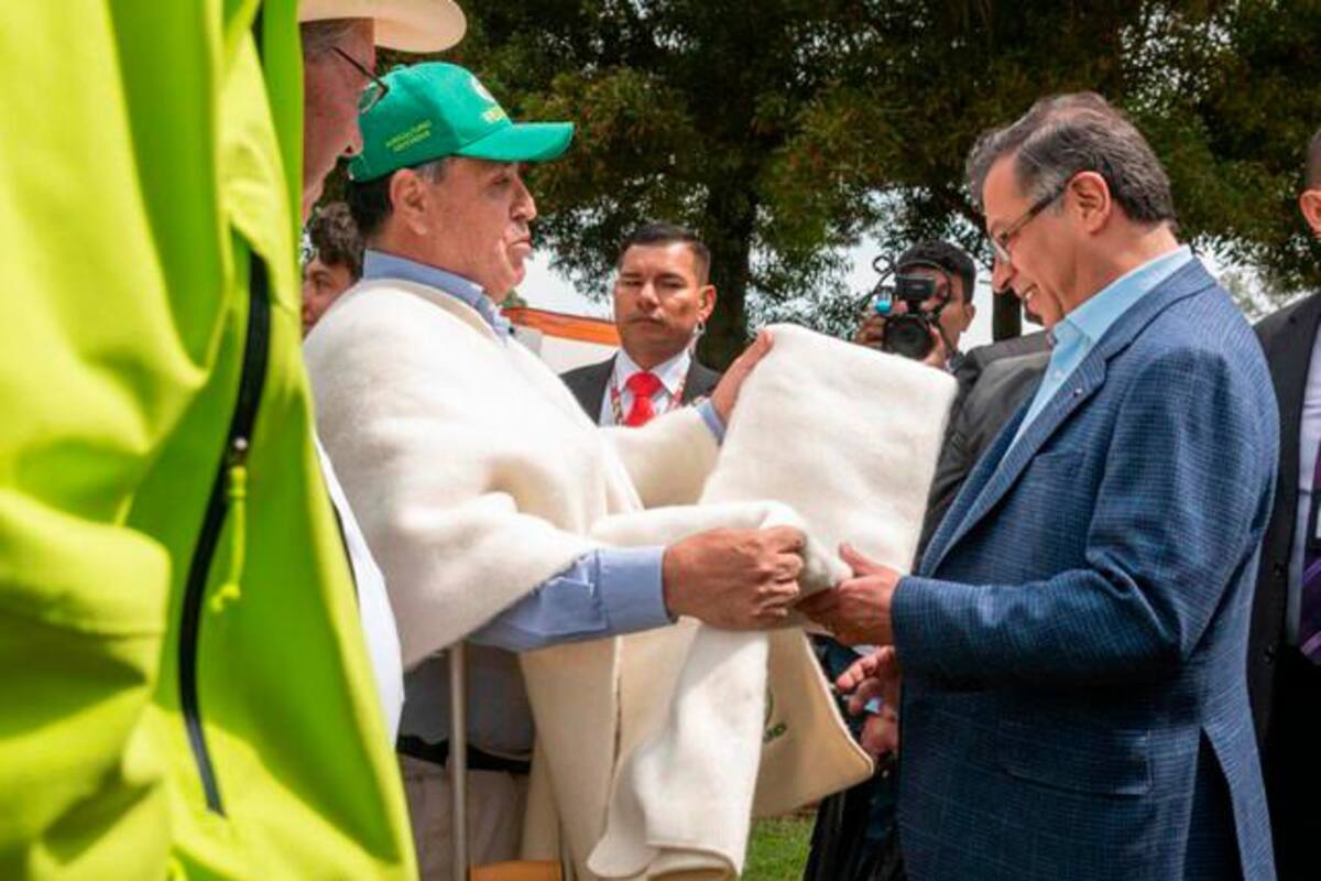 El requisito que eliminó el presidente Petro para entrar al Sena