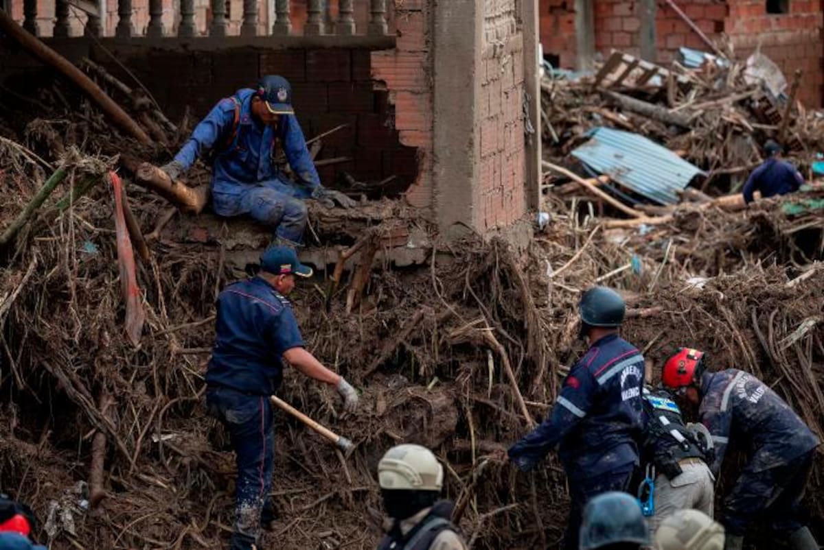 La lluvia acabó en tragedia en Las Tejerías, zona de catástrofe en Venezuela. //EFE.
