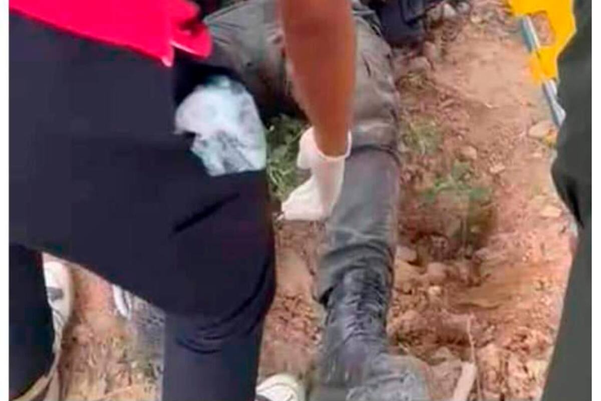 Lanzan explosivo en desalojo de predio de Ecopetrol: hay 7 policías heridos