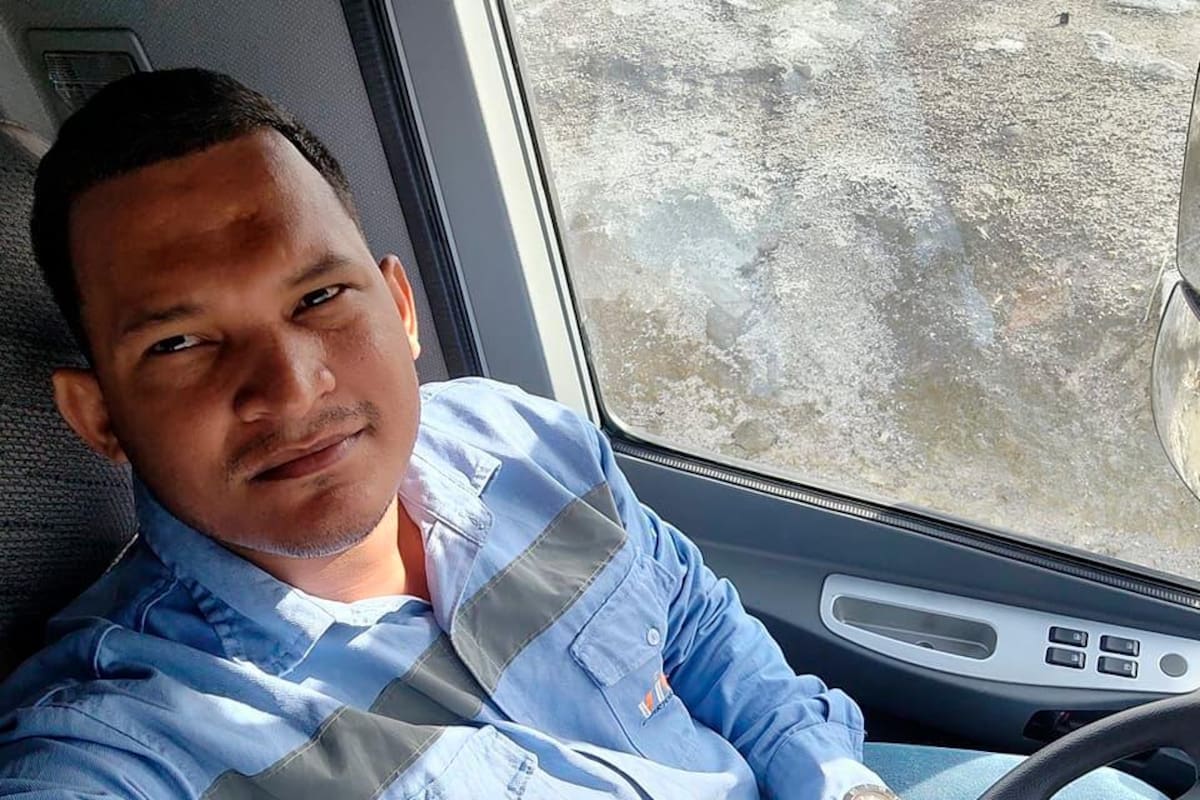 Joven colombiano murió atropellado en México mientras conducía su moto