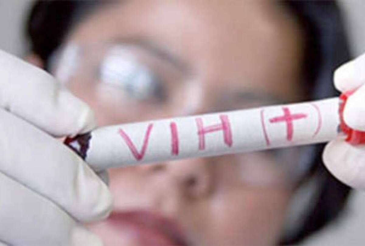 En Cuba, se diagnosticaron 19,781 nuevos casos de infecciones por VIH entre 1986 y 2014, según un informe del Gobierno de la Isla. AFP