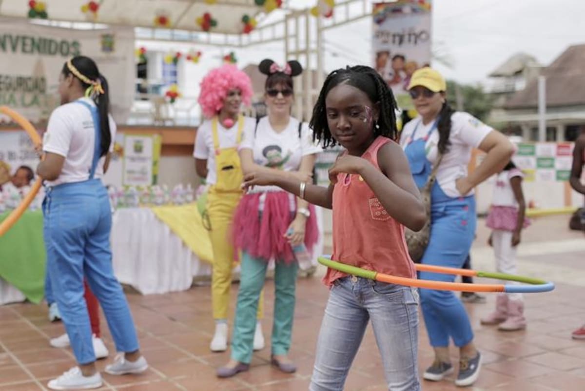 Niño felices disfrutando de la caravana. Cortesía.