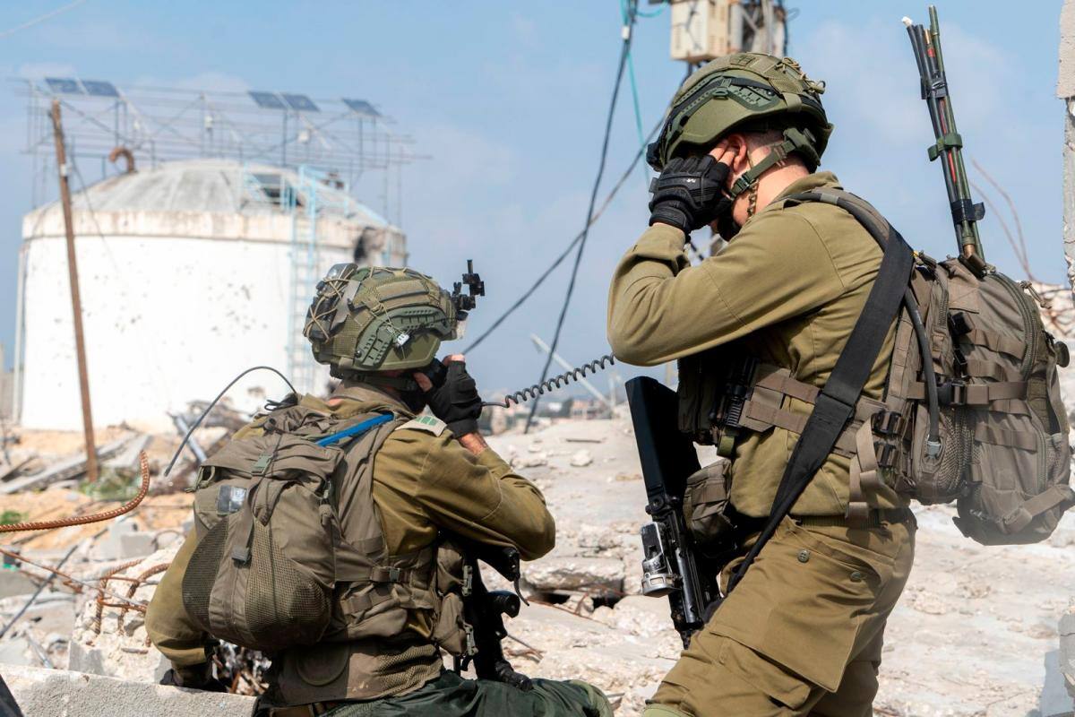 Mueren cinco soldados israelíes por fuego amigo en la Franja de Gaza