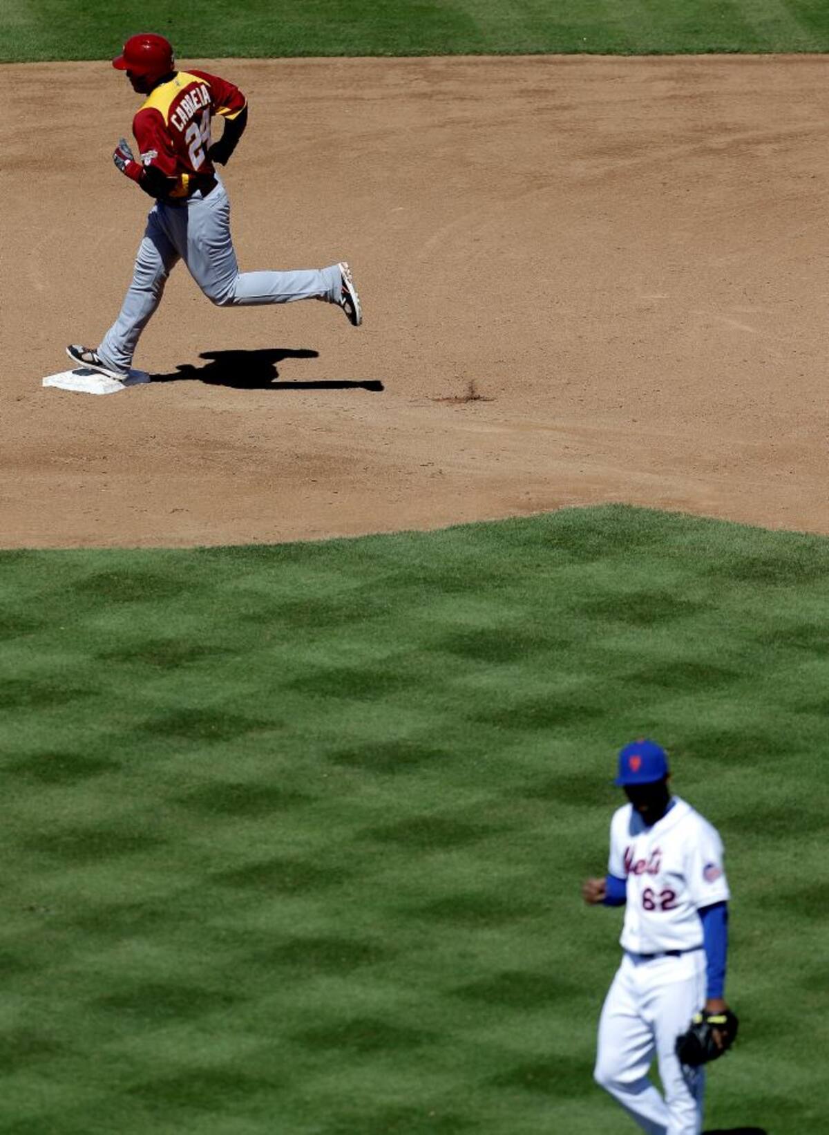 Venezuela venció 14-10 a los Mets en su debut en el Clásico Mundial de Béisbol. AP