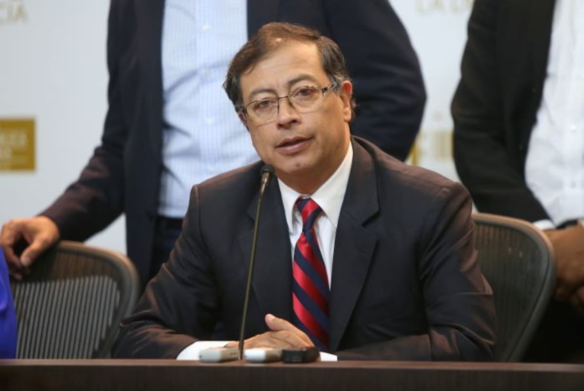 El congresista de la Colombia Humana afirmó que los tres senadores que ingresan hacen parte de la coalición que tendrá Iván Duque. COLPRENSA