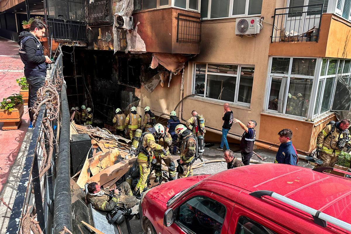 Al menos 29 muertos en incendio de club nocturno en Estambul