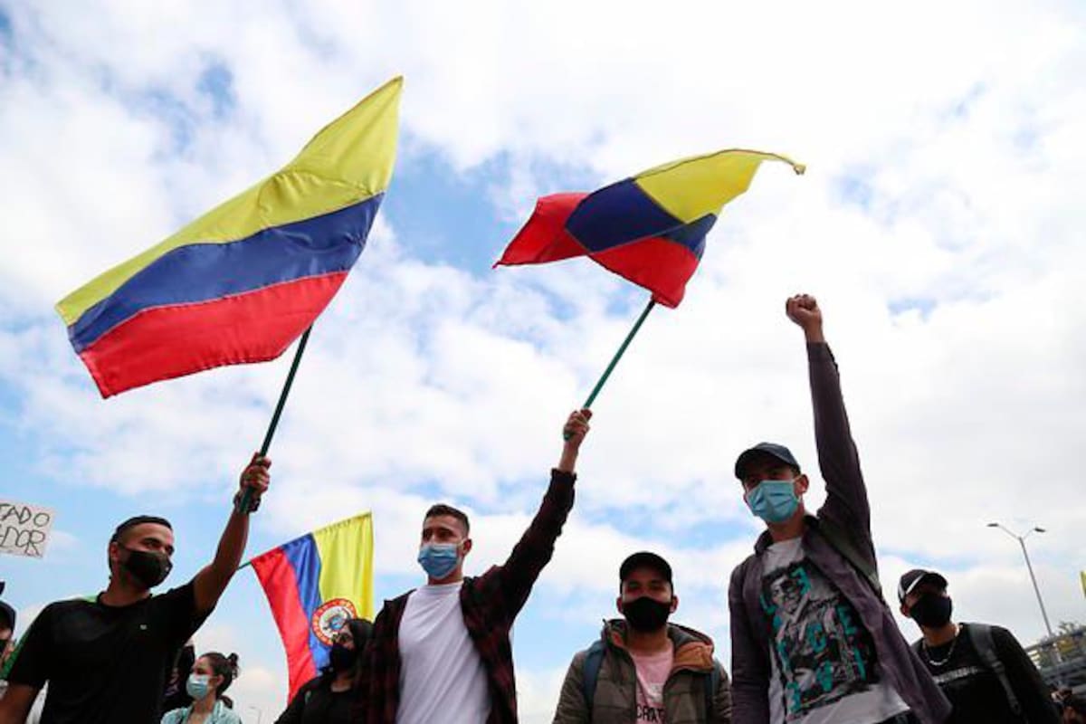 16 muertos en protestas contra la reforma tributaria, según Defensoría del Pueblo