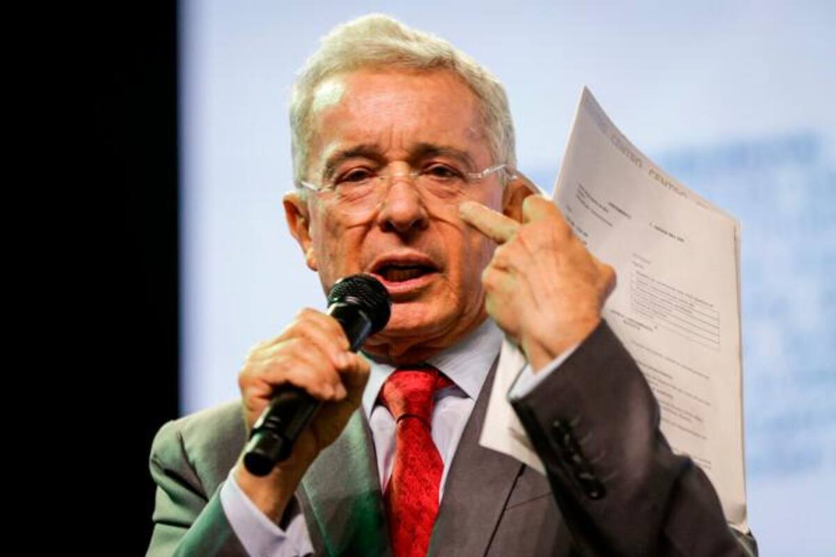Uribe respondió a acusaciones de Salvatore Mancuso sobre masacre en El Aro