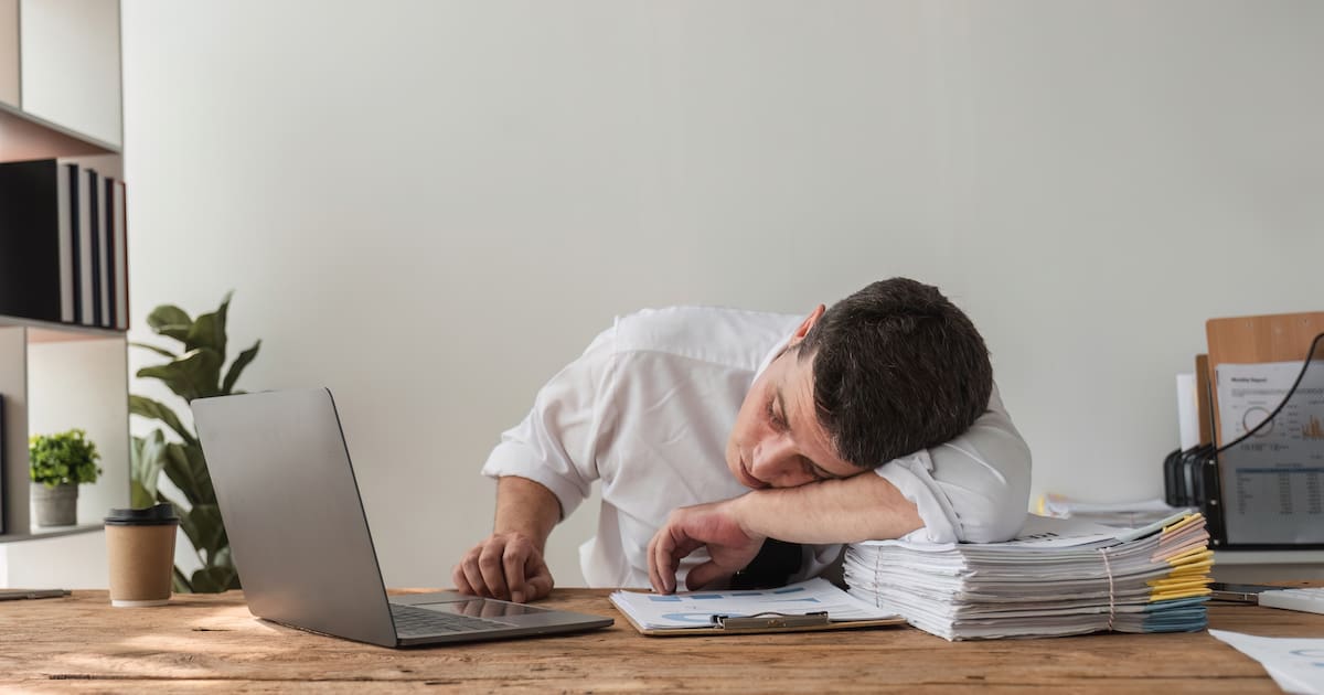 El Burnout, la epidemia silenciosa que afecta a trabajadores y estudiantes