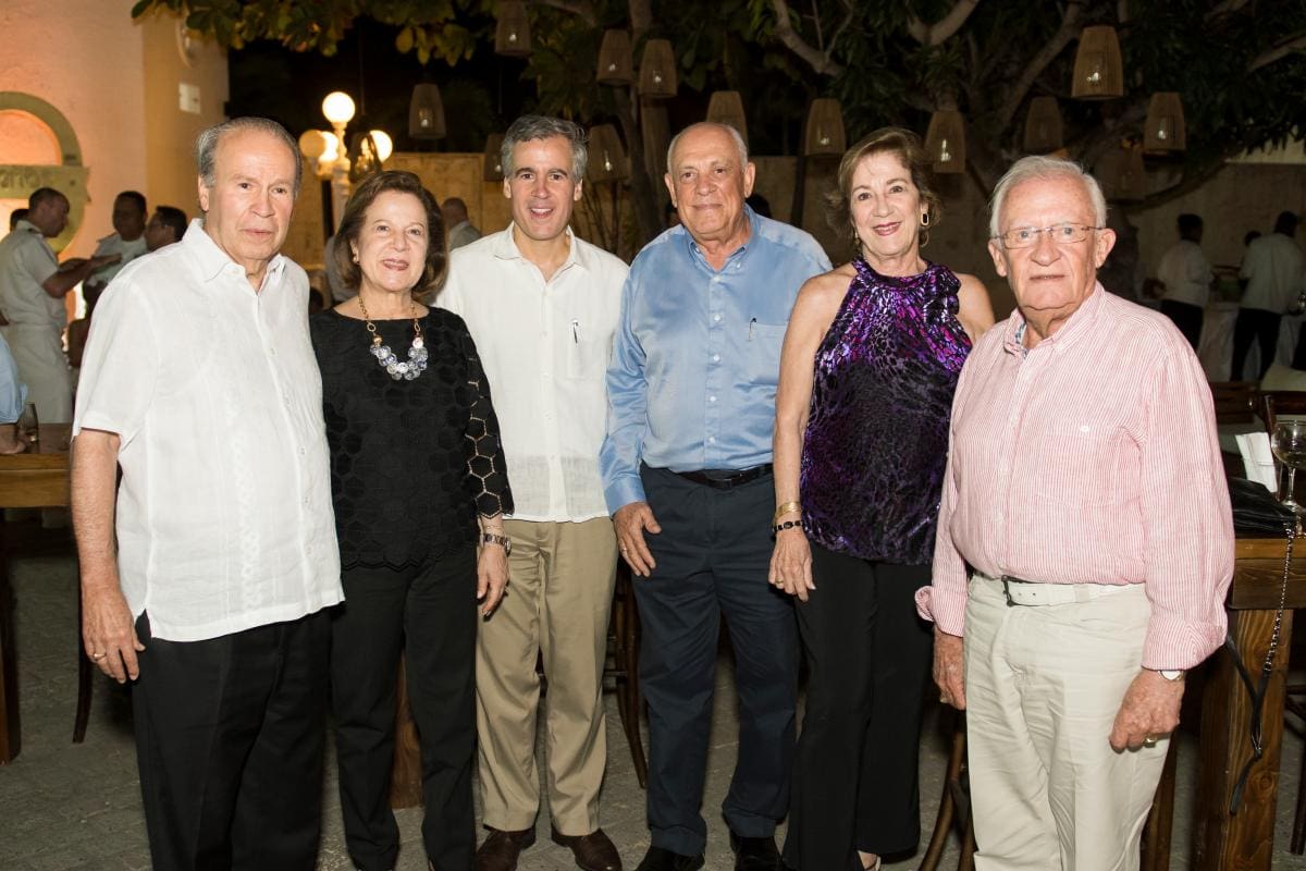 Orlando Cabrales, Lourdes Segovia, Orlando Enrique Cabrales Segovia, William Spicker, Norma Segovia y Édgar Spicker.