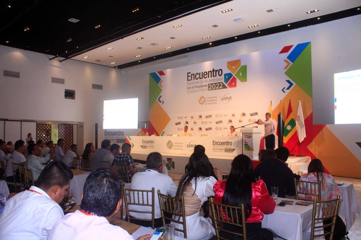 “Merecemos respeto”: cuestionan ausencia del Gobierno nacional en encuentro de alcaldes