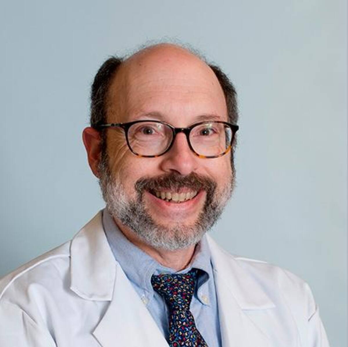 Dr.Bradley Hyman-Director Unidad de Investigación Alzheimer-Mass General.
