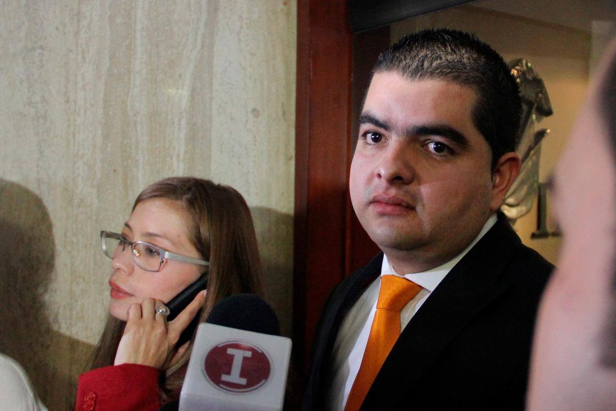 Consejo ético del Partido Liberal investiga al senador Julián Bedoya