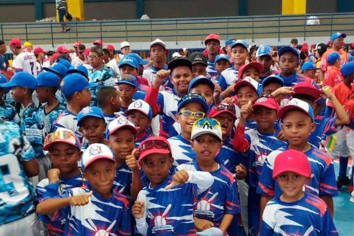 Escuela de Béisbol Jimmy Díaz abre inscripciones