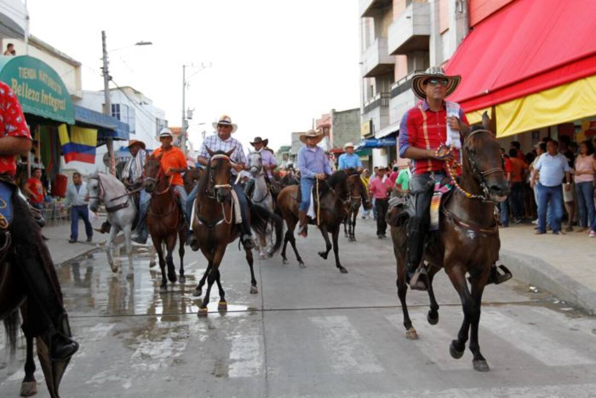 La cabalgata se realiza en honor a San Pedro y San Pablo. Archivo