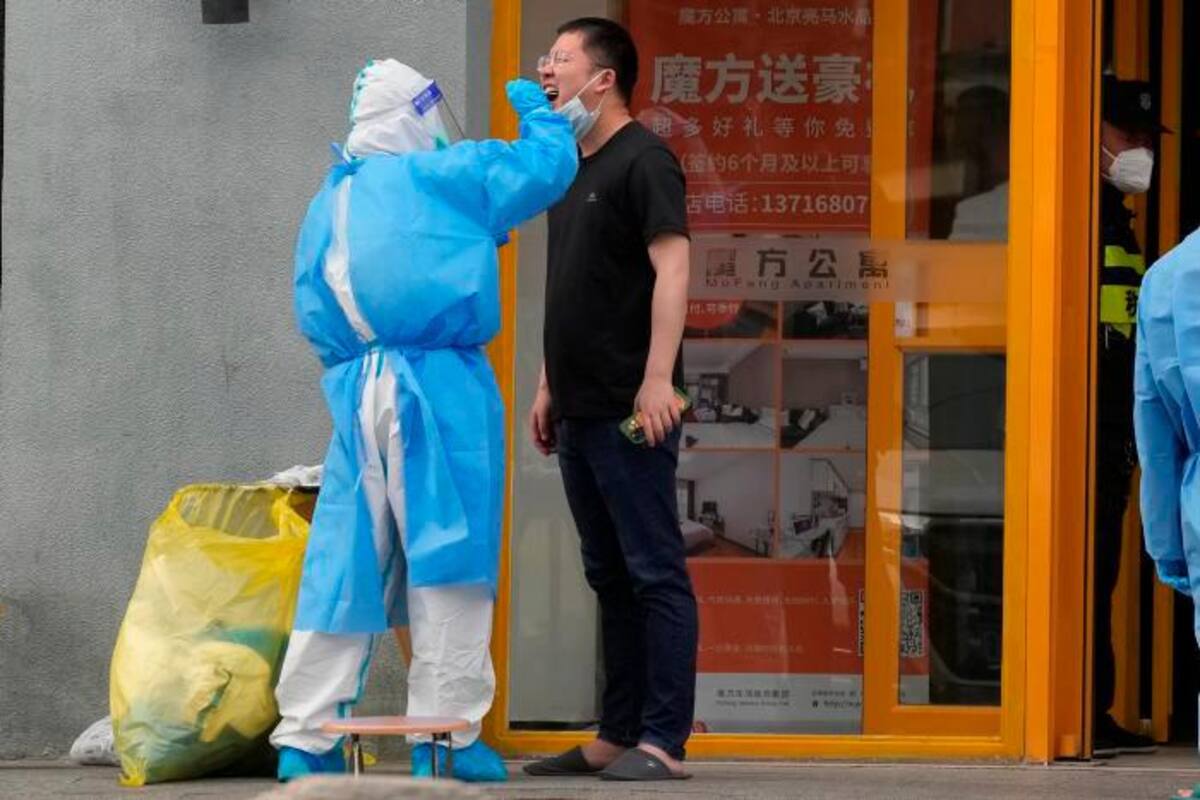 China arremete contra EE. UU. tras críticas al confinamiento en Shanghái