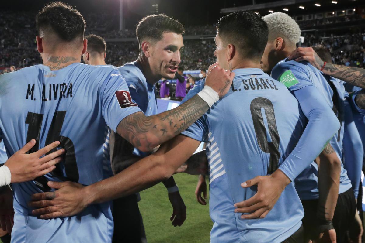 Uruguay vence a Perú y se clasifica a Catar 2022