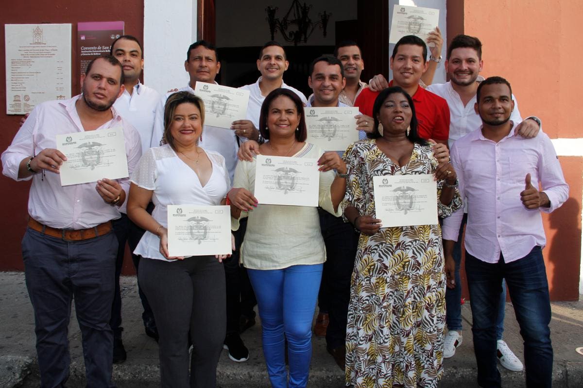 La Registraduría entregó ayer las credenciales a los 27 ediles de las tres localidades para el periodo 2020-2023, en la sede de la Institución Bellas Artes, en el Centro. //Fotos: Zenia Valdelamar - EU