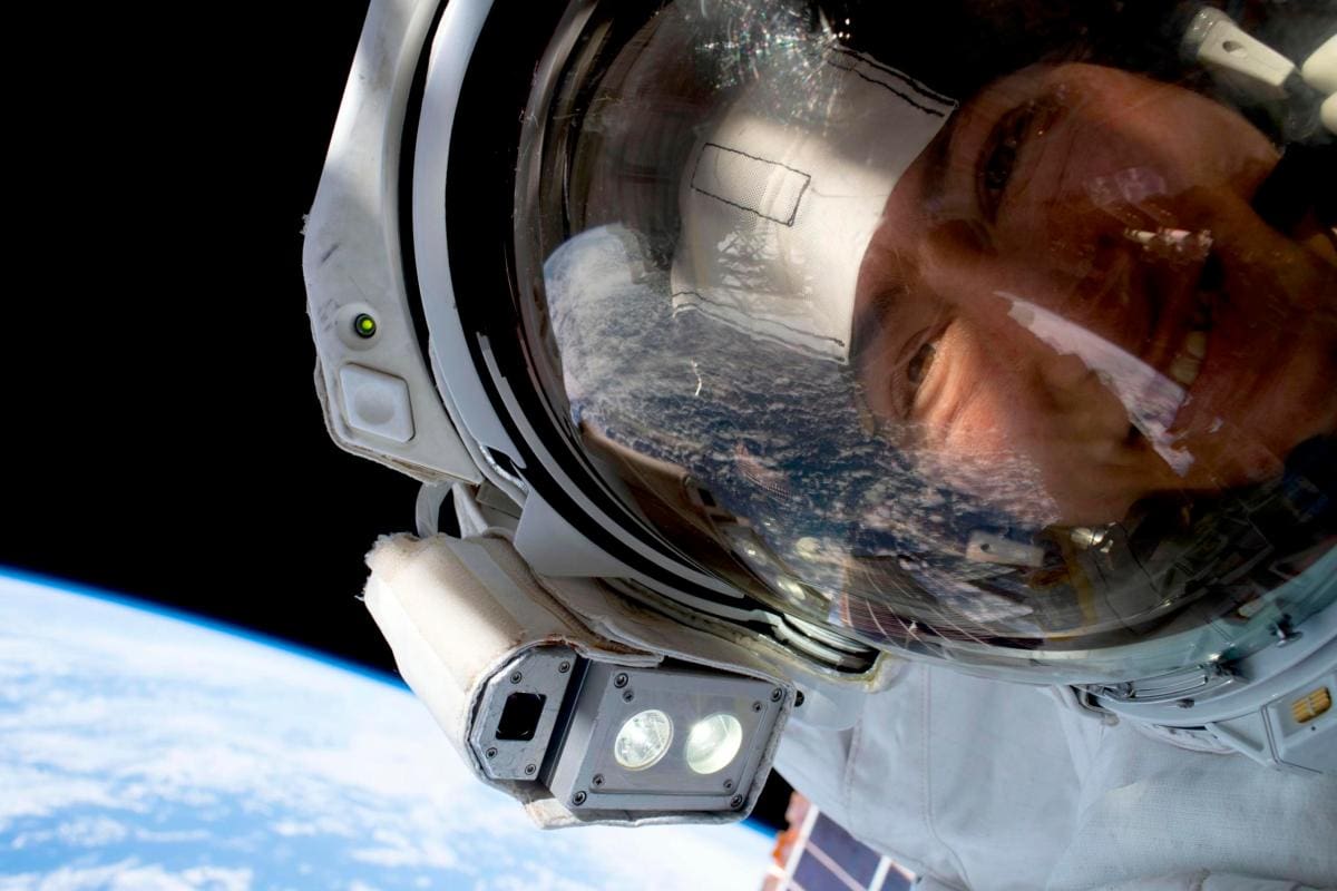 Regreso a la Luna e ida a Marte: ¿Qué le pasa al cuerpo humano en el Espacio?