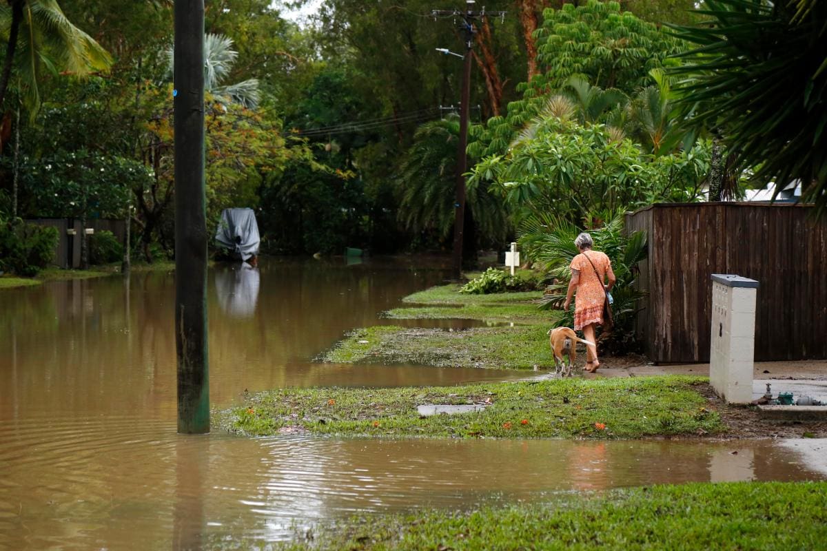 Australia trata de evacuar a 300 personas aisladas por inundaciones