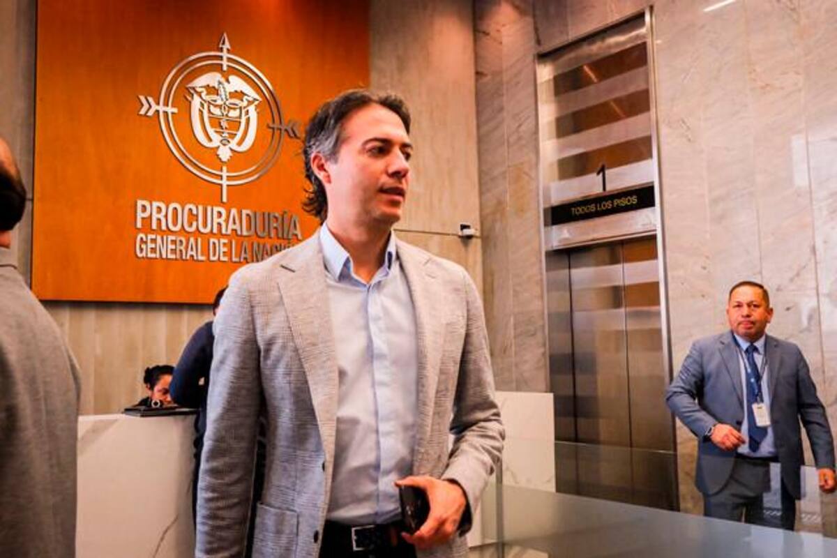 Daniel Quintero no se presentó a su juicio por participación política