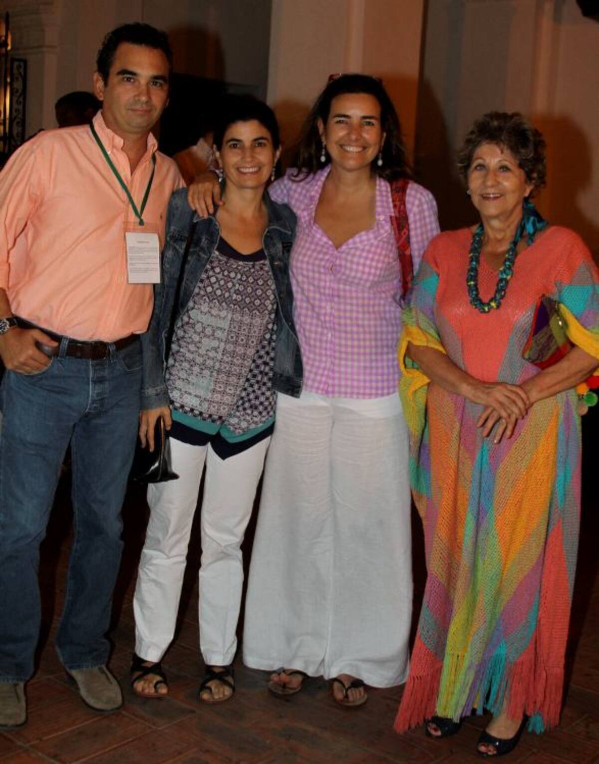 Santiago Noero, Jennifer Ponsford de Noero, Marianne Ponsford y Gloria Triana.