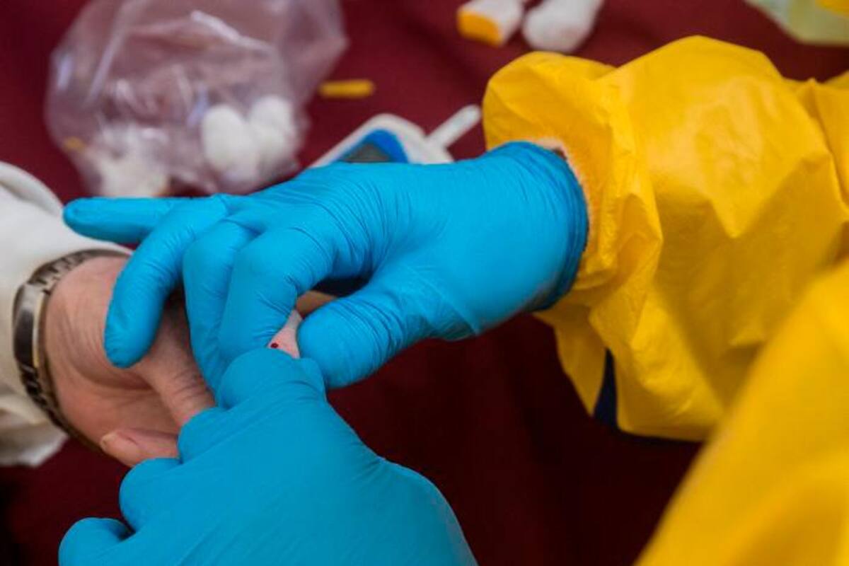 Posible medicamento contra COVID-19 recibe estatus especial