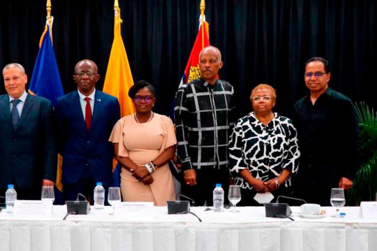 Vuelo directo y una embajada: los planteamientos de Francia Márquez en Barbados