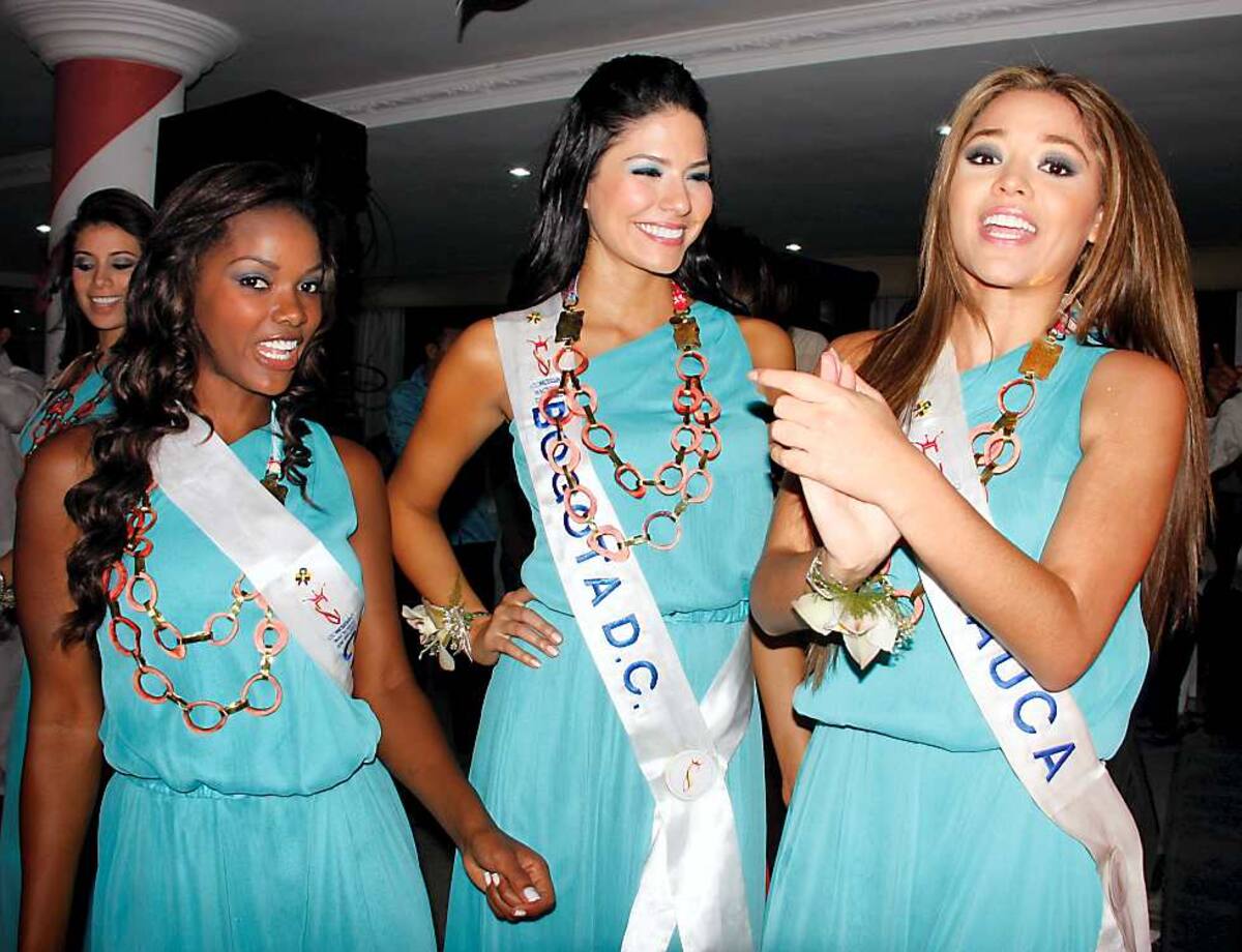 Yesica Montoya, Señorita Chocó; Ana Melissa Cano, Señorita Bogotá; y Valentina Díaz, de Arauca.