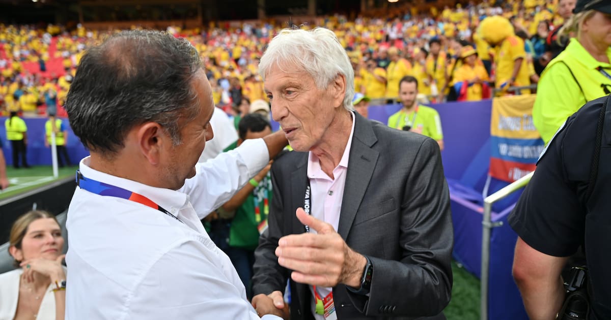 Video: colombianos dicen "gracias, profe, Pékerman