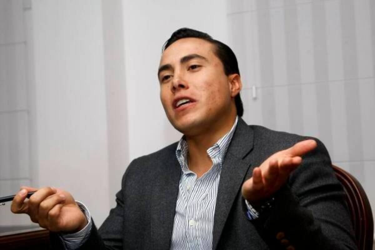 Richard Aguilar renuncia a su curul en el Senado