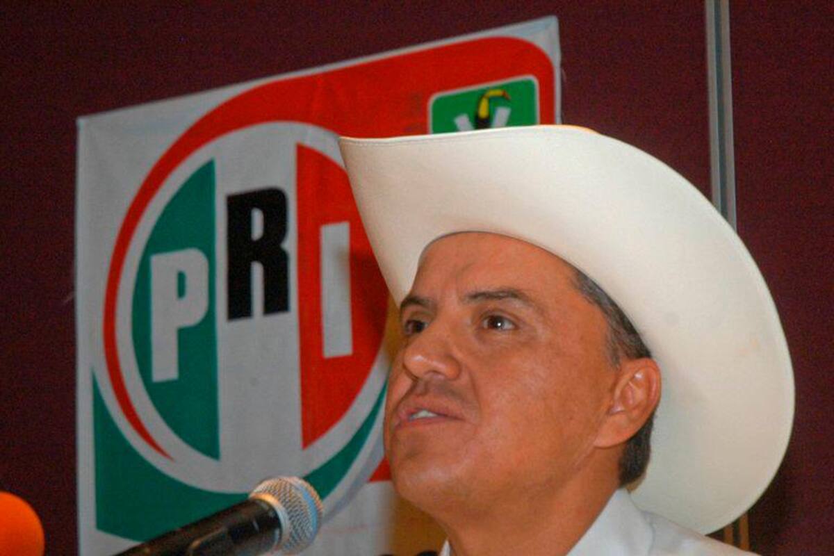 Emiten orden captura a exgobernador mexicano por corrupción