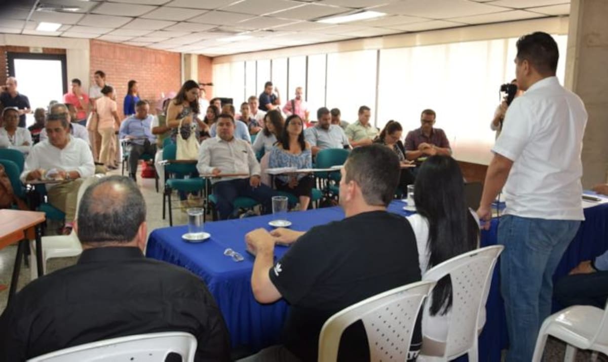 La audiencia pública continuará el próximo jueves en el salón Corcovao de la Gobernación. CORTESÍA.