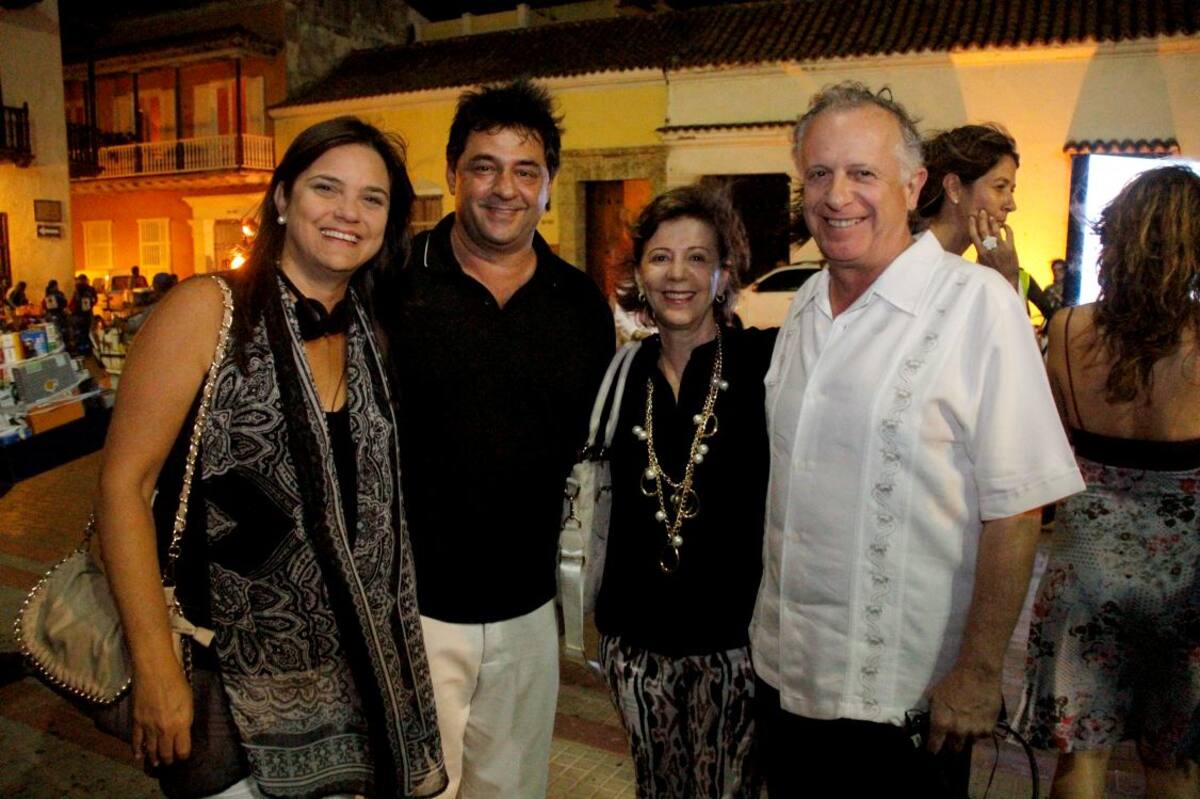 Alicia Lequerica, Mario Muvdi, Pilar de Avendaño y Ramiro Avendaño.
