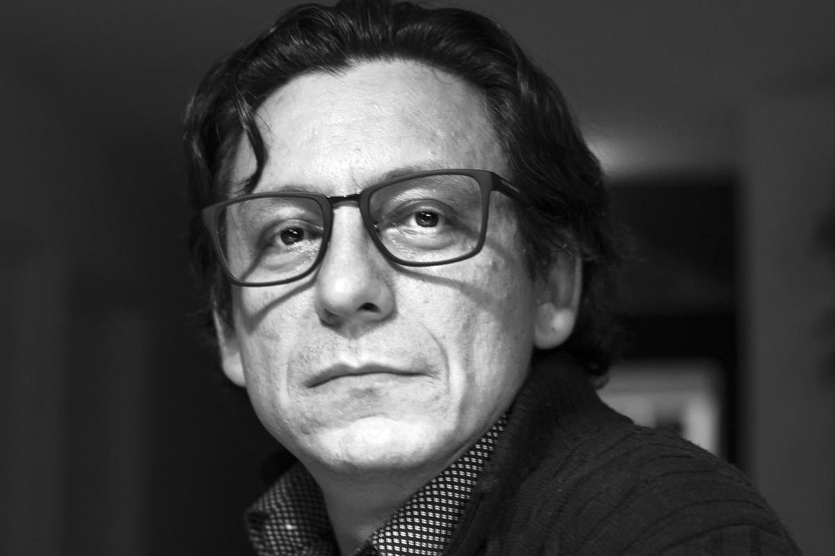 Luis Molina y una editorial para hispanos