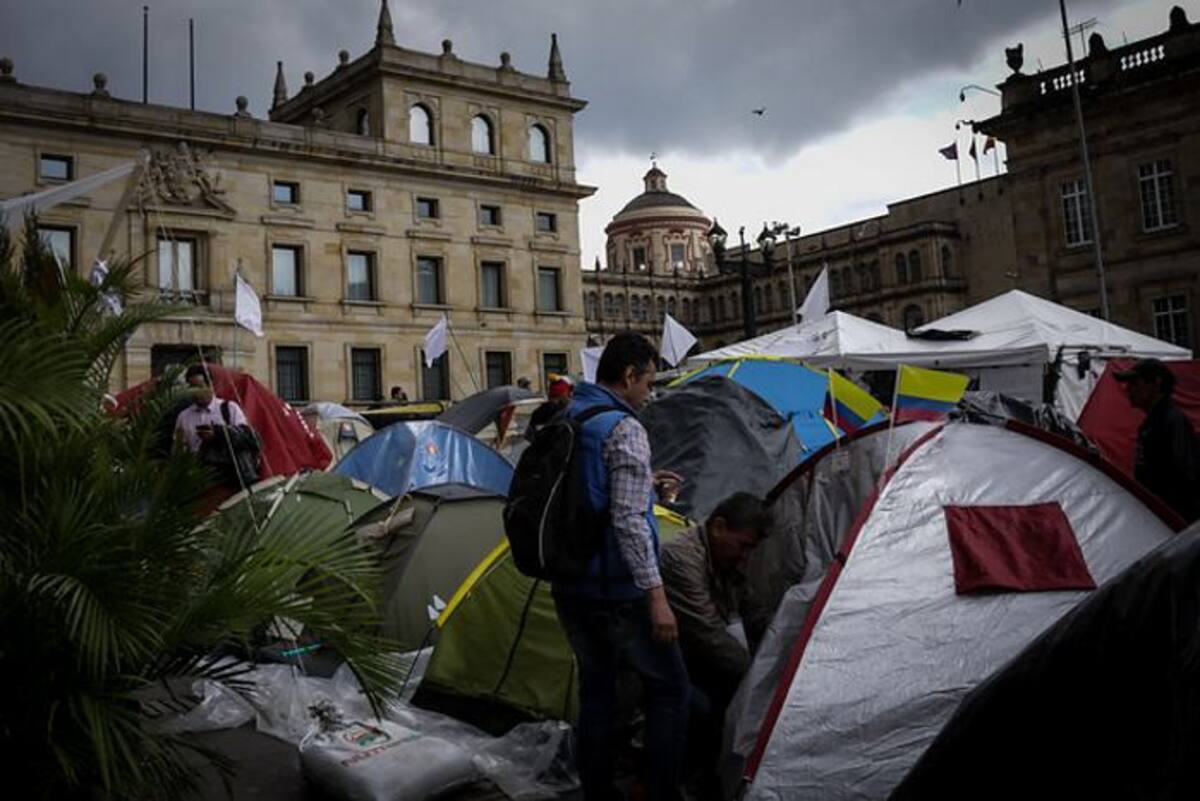 Campamentos por la paz en Bogotá. COLPRENSA.