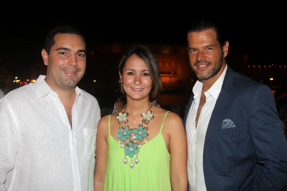 Hans Londoño, Natalia Escobar y Juan del Mar.