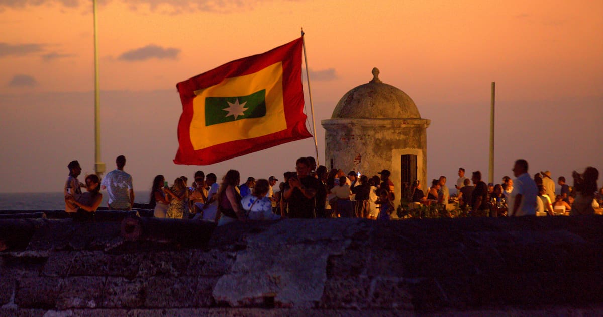 Qué hacer en Cartagena de noche: 4 planes turísticos imperdibles en 2026