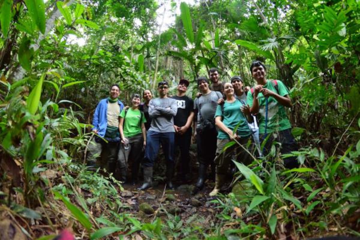 El grupo de investigadores de la Universidad CES de Medellín.