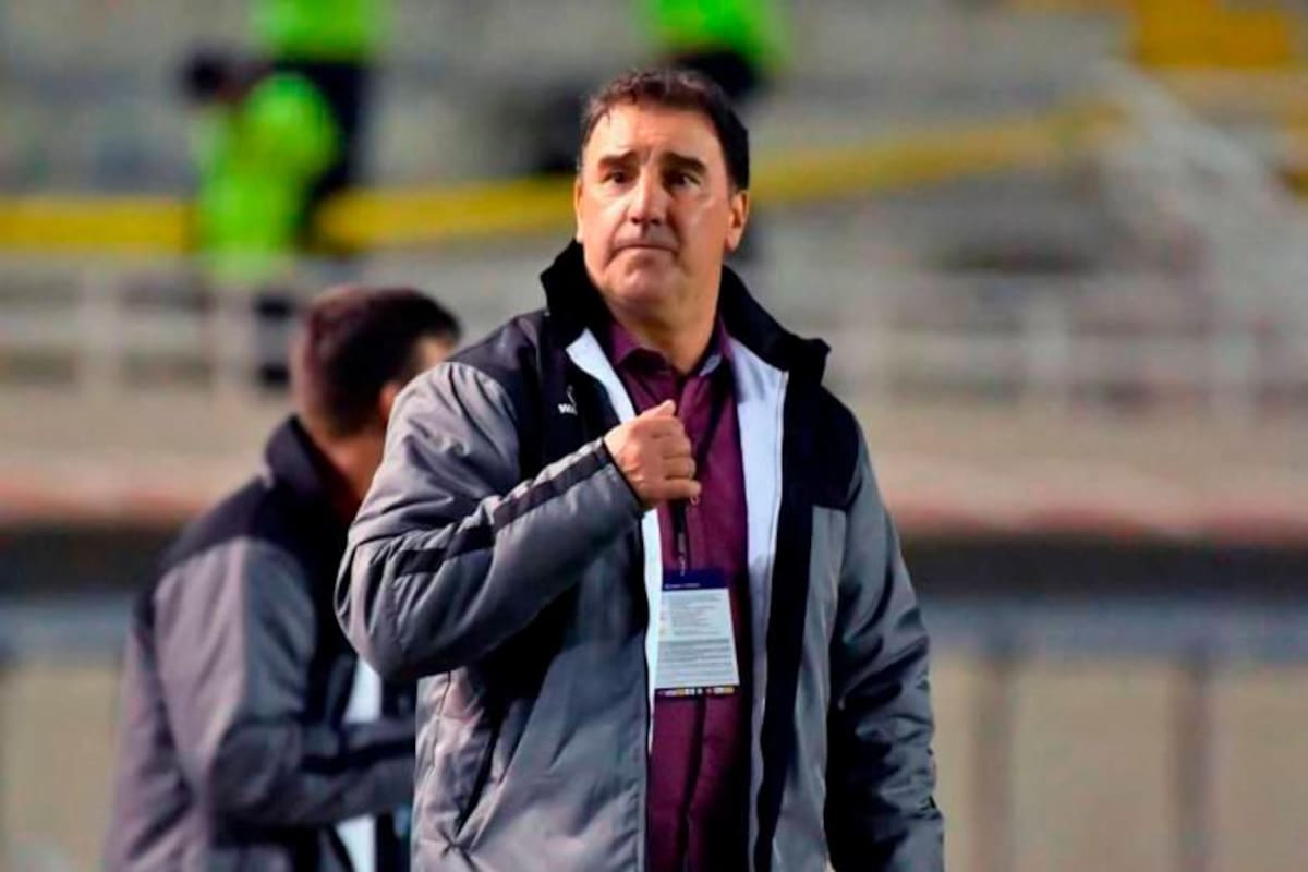 ¿Cuándo debutaría Néstor Lorenzo con Colombia?