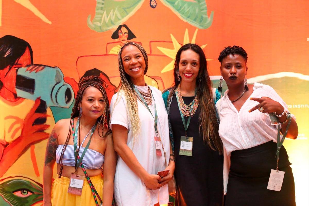 María Brito, Day Sena, Ailly Cavalcante y Ana María Jessie.
