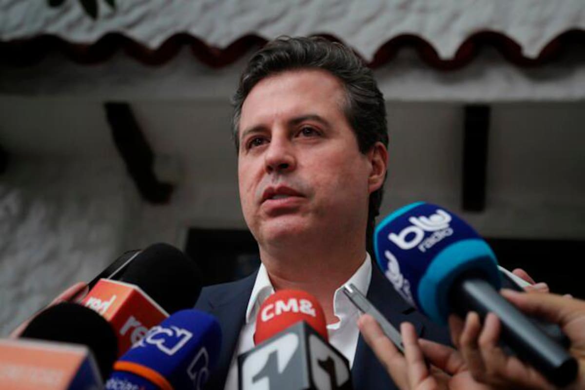 Precandidatos de la coalición de la esperanza defienden adhesiones