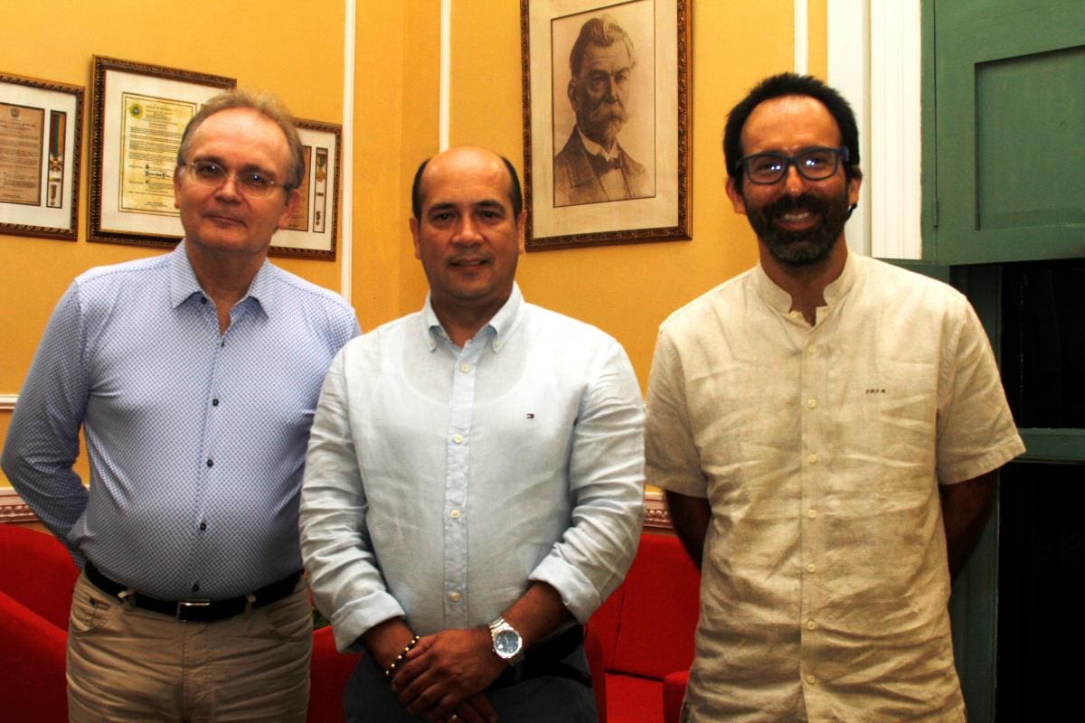Frank Saliger, Armando Noriega y Orlando de la Vega.