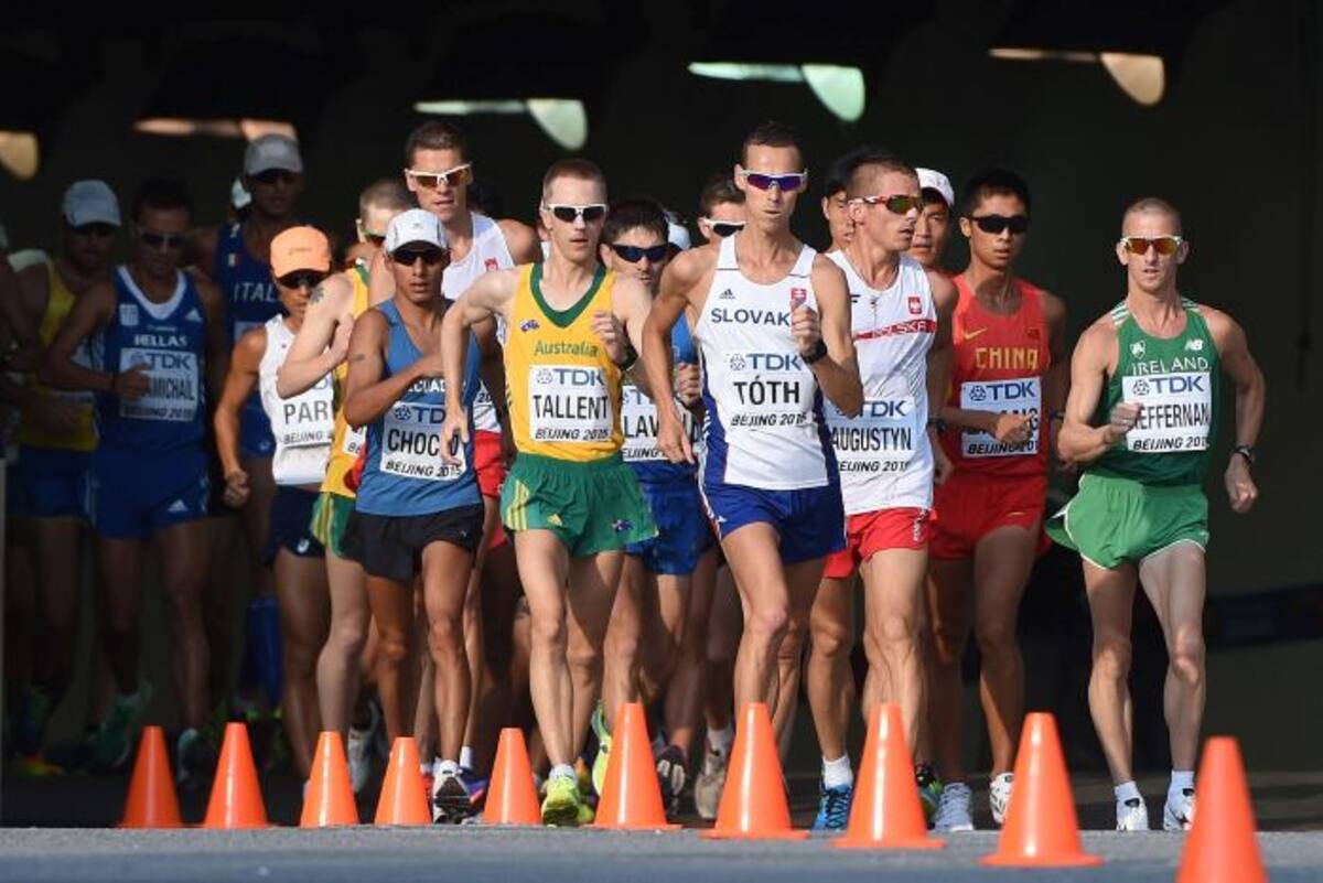 López, de 36 años, terminó con un registro de 3 horas, 55 minutos y 43 segundos, en una prueba ganada por el eslovaco Matej Toth. AFP WANG ZHAO