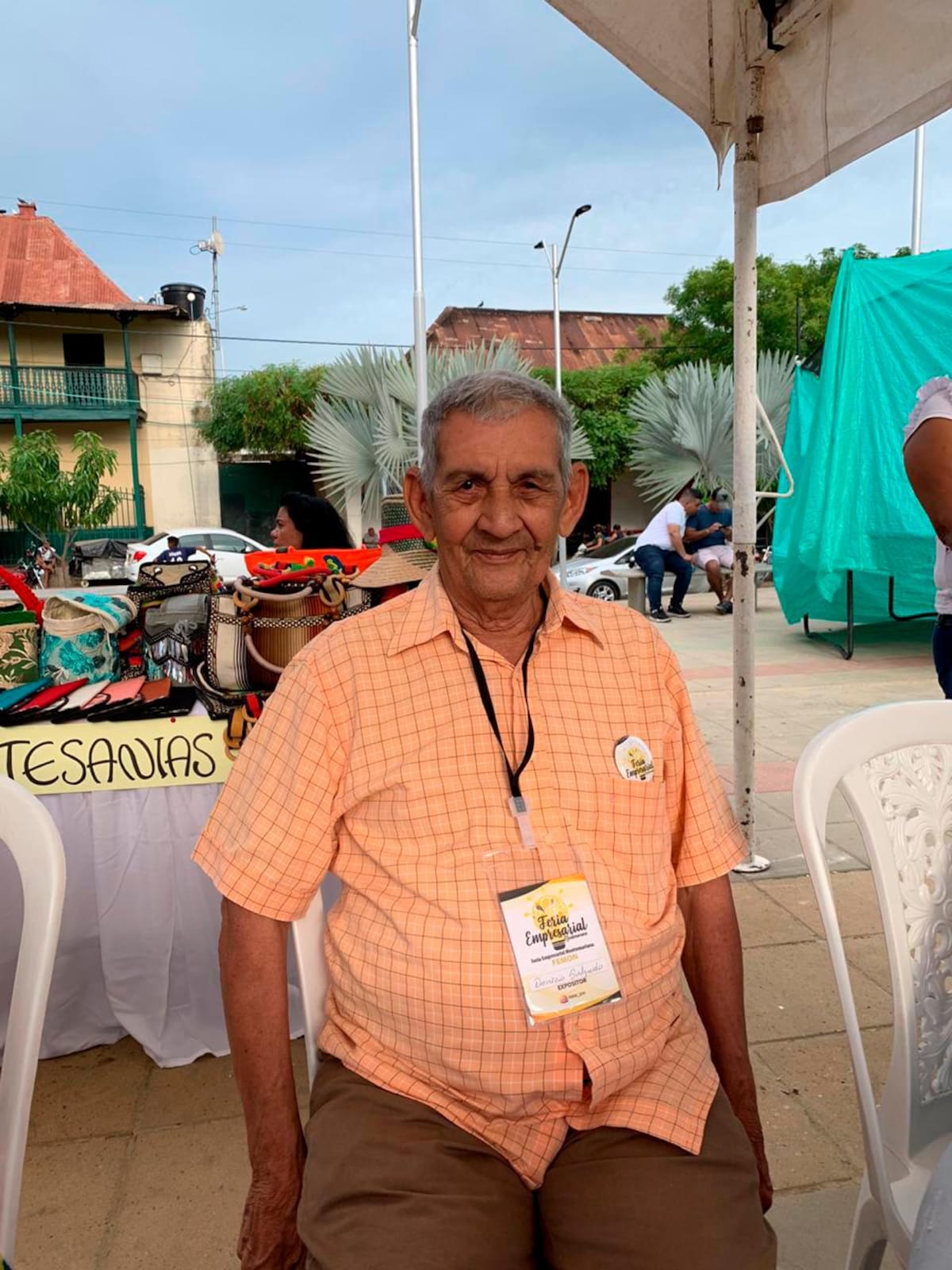 Dionisio Salgado, uno de los artesanos del pueblo.