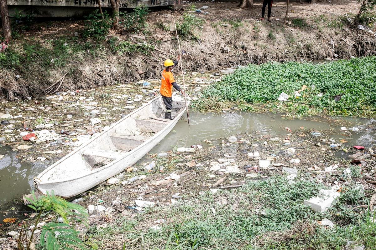 Canal Matute, en Las Palmeras.