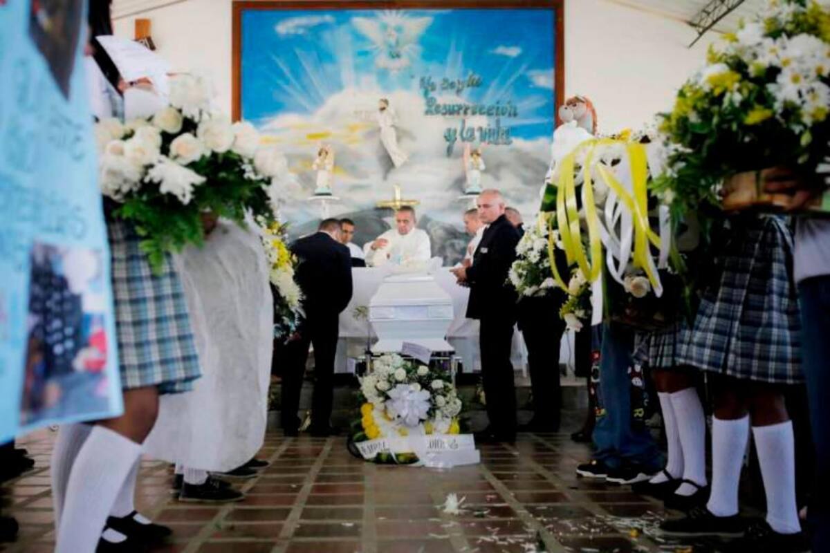 Triste adiós: despiden a Maximiliano, el niño asesinado por secta diabólica