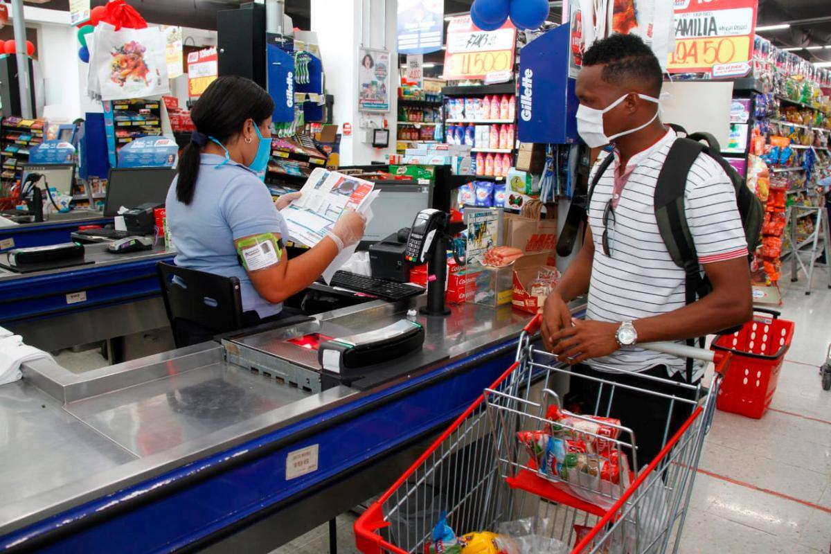 Surtigas entrega ayudas en casi 50 barrios