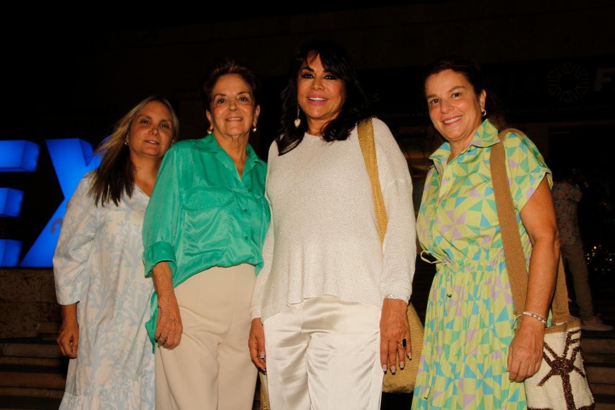 Ana María Salas, Giomar Salas, Mayra Rodríguez y Rocío Padagui.