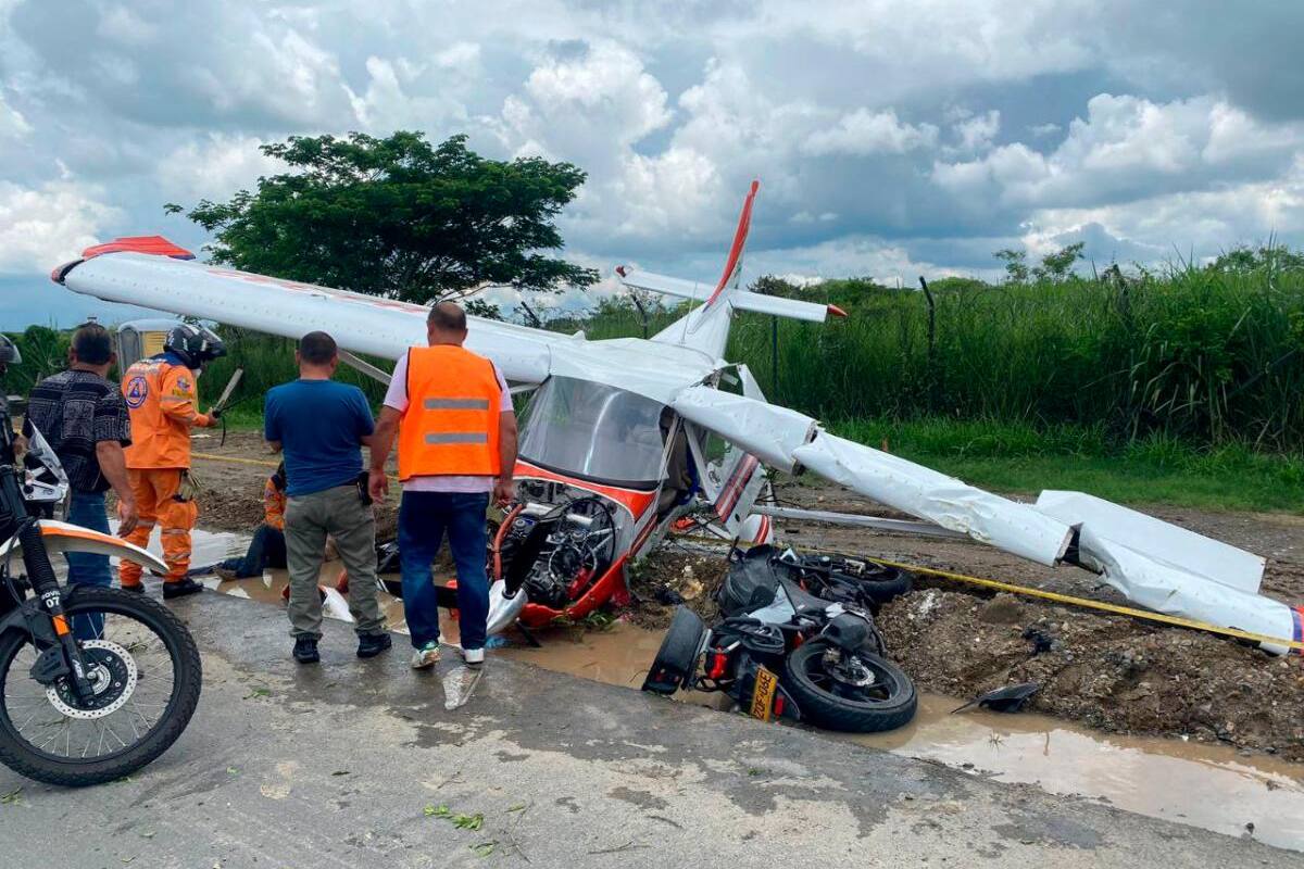 Avioneta cae sobre motociclista en Cartago, Valle del Cauca